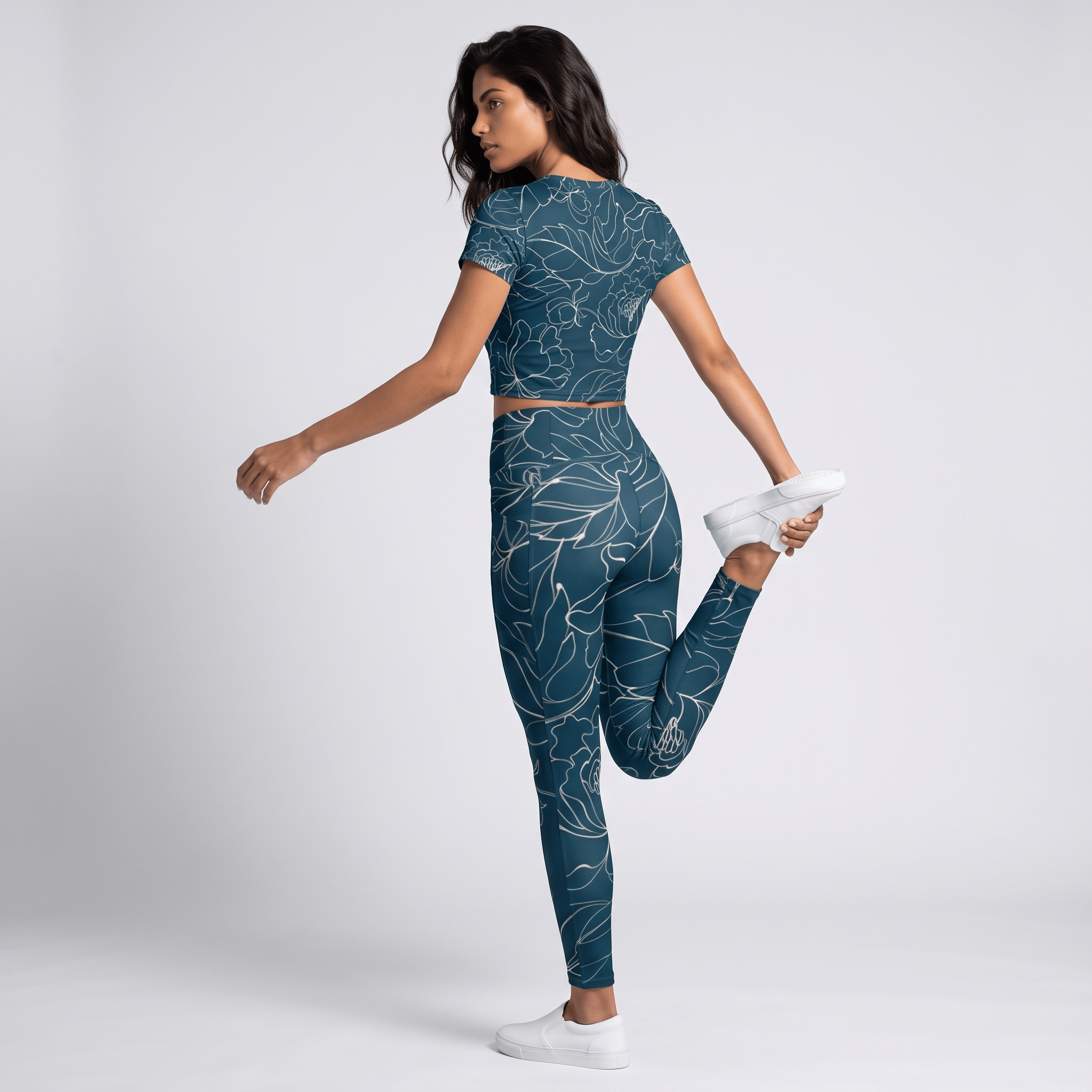 Botanical Energy (Crop T-Shirt - FB0017) - Trillii